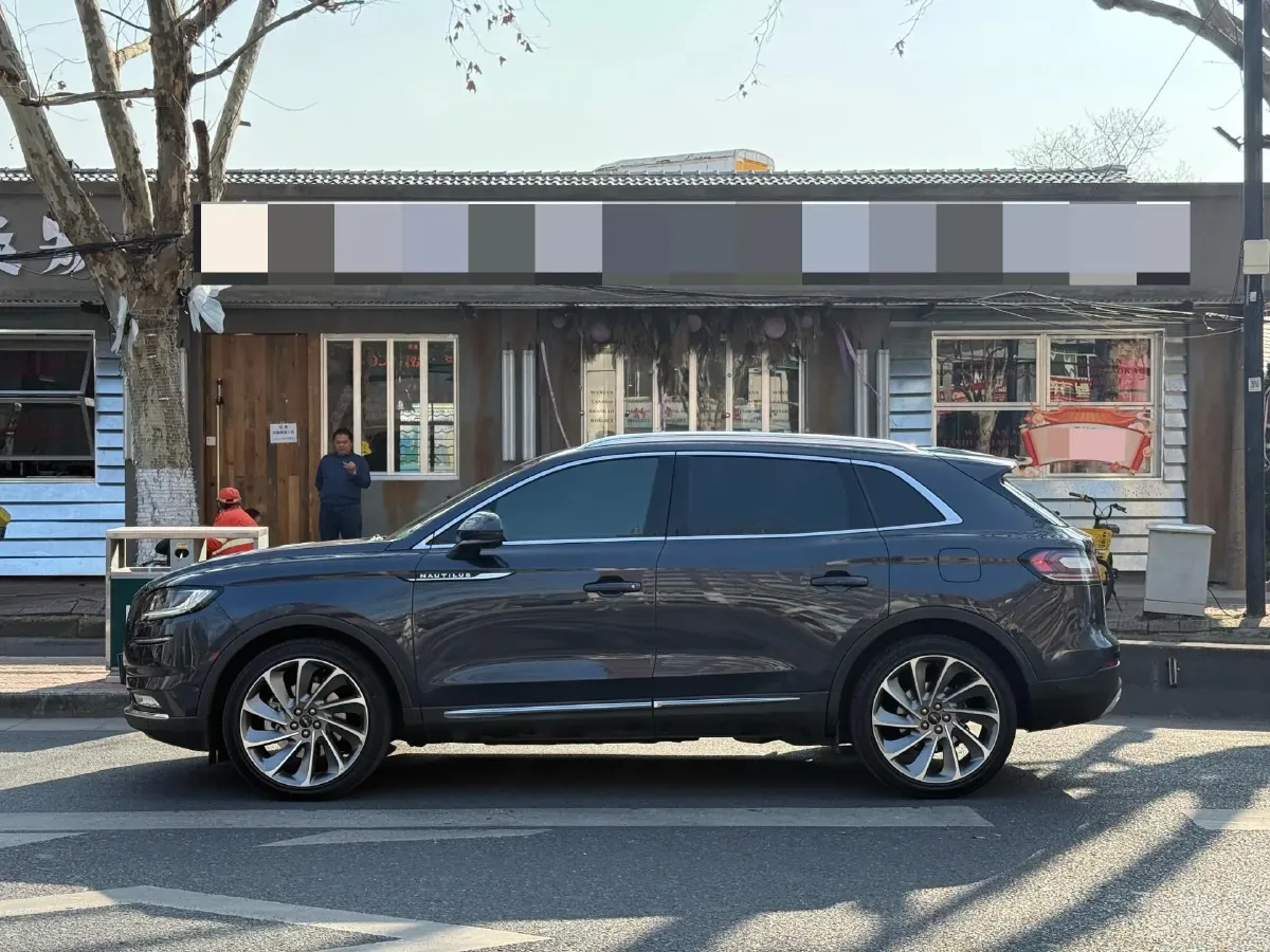 2021 Lincoln Nautilus 2.7T 322HP V6 8AT,autocango,china used car exporter,china ev exporter,chinese used car exporter,chinese used ev exporter