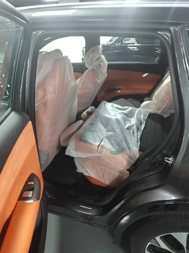 2025 ChangAn CS75 Plus 2.0T 233HP L4 8AT,autocango,china used car exporter,china ev exporter,chinese used car exporter,chinese used ev exporter