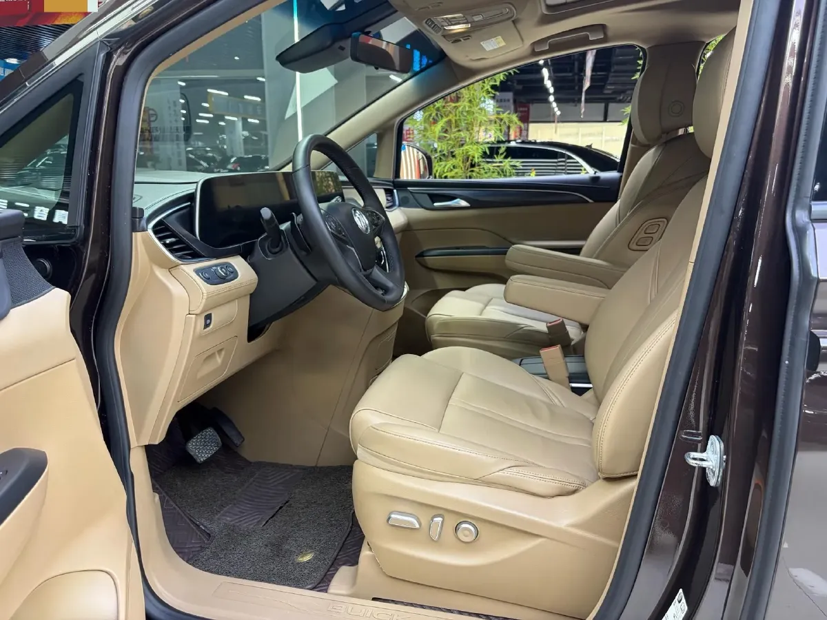 2021 Buick GL8 2.0T 237HP L4 9AT,autocango,china used car exporter,china ev exporter,chinese used car exporter,chinese used ev exporter