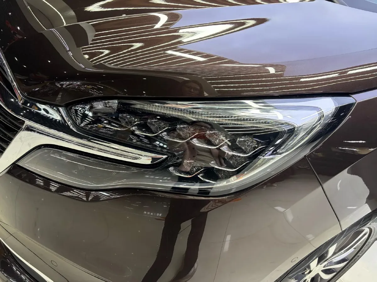 2021 Buick GL8 2.0T 237HP L4 9AT,autocango,china used car exporter,china ev exporter,chinese used car exporter,chinese used ev exporter