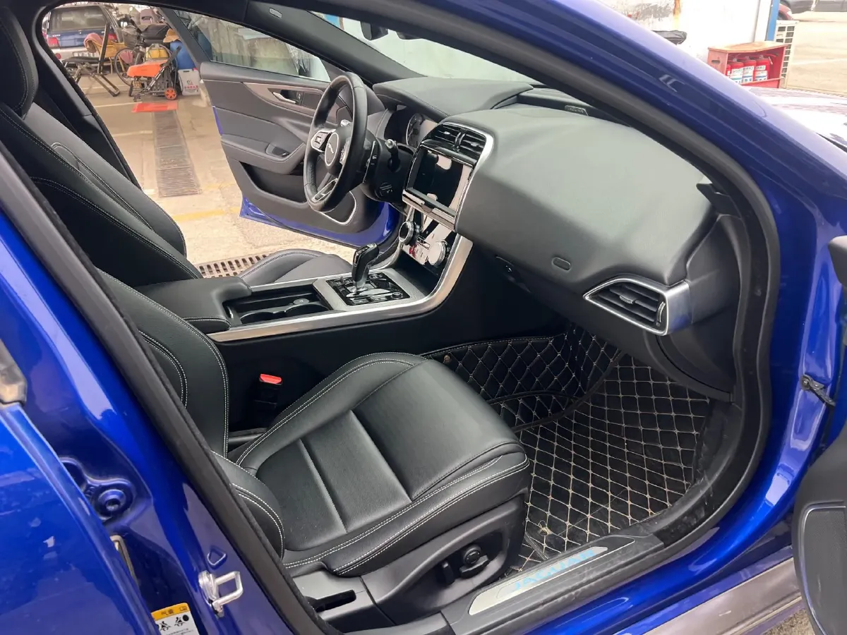 2020 Jaguar XEL 2.0T 200HP L4 8AT,autocango,china used car exporter,china ev exporter,chinese used car exporter,chinese used ev exporter