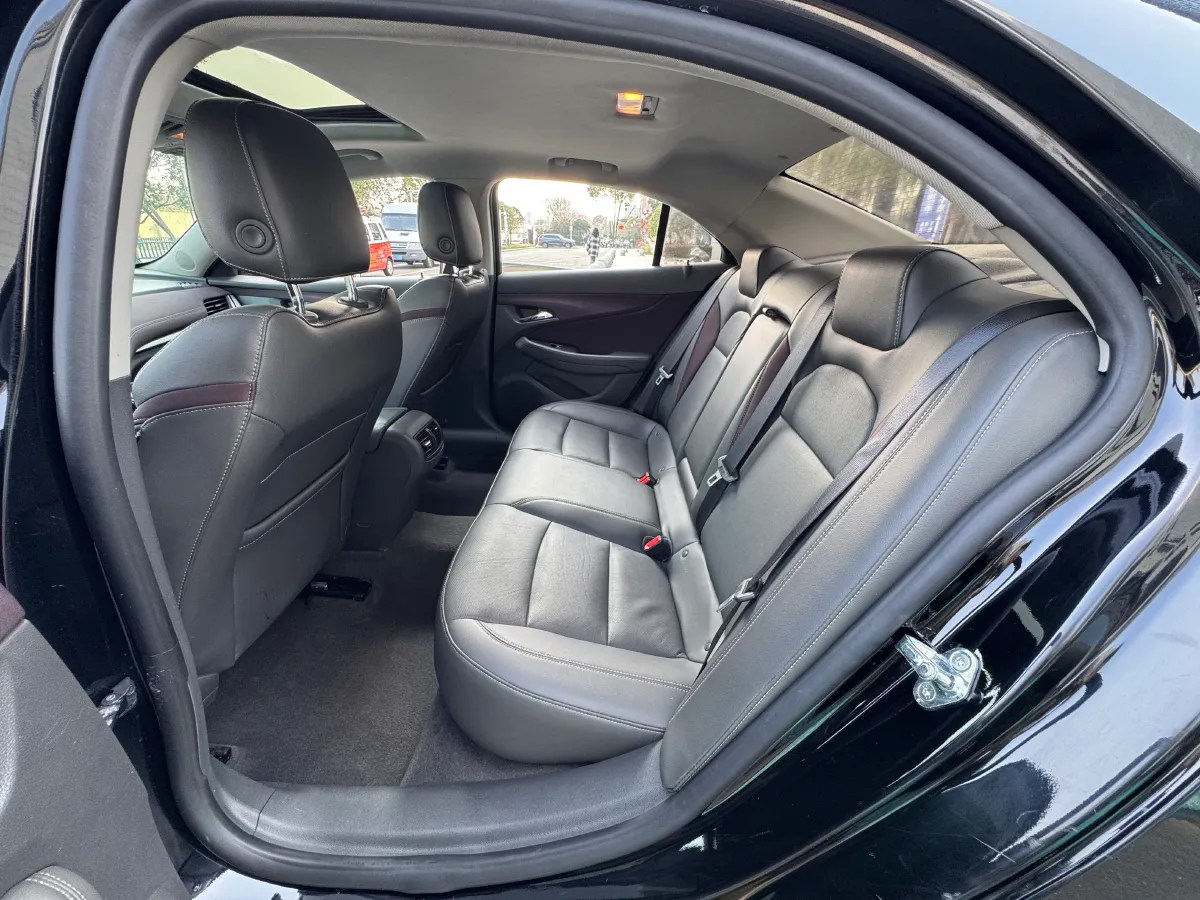 2018 Chevrolet Malibu 1.5T 170HP L4 6AT,autocango,china used car exporter,china ev exporter,chinese used car exporter,chinese used ev exporter