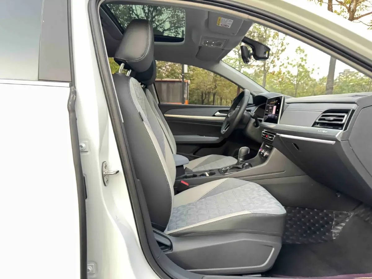 2023 Volkswagen Lavida 1.4T 150HP L4 7DCT,autocango,china used car exporter,china ev exporter,chinese used car exporter,chinese used ev exporter