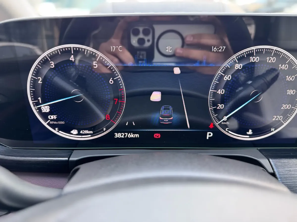 2022 Buick GL8 2.0T 237HP L4 9AT,autocango,china used car exporter,china ev exporter,chinese used car exporter,chinese used ev exporter