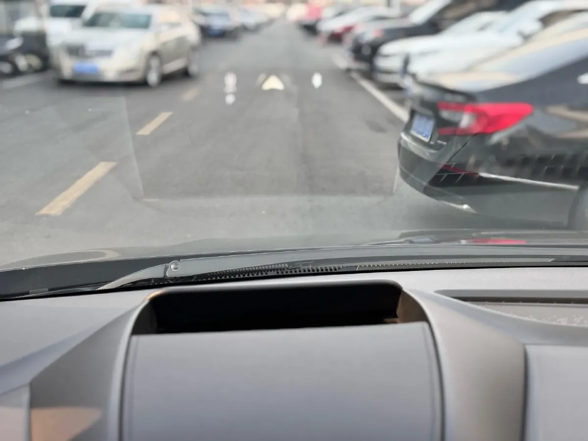 2022 Buick GL8 2.0T 237HP L4 9AT,autocango,china used car exporter,china ev exporter,chinese used car exporter,chinese used ev exporter