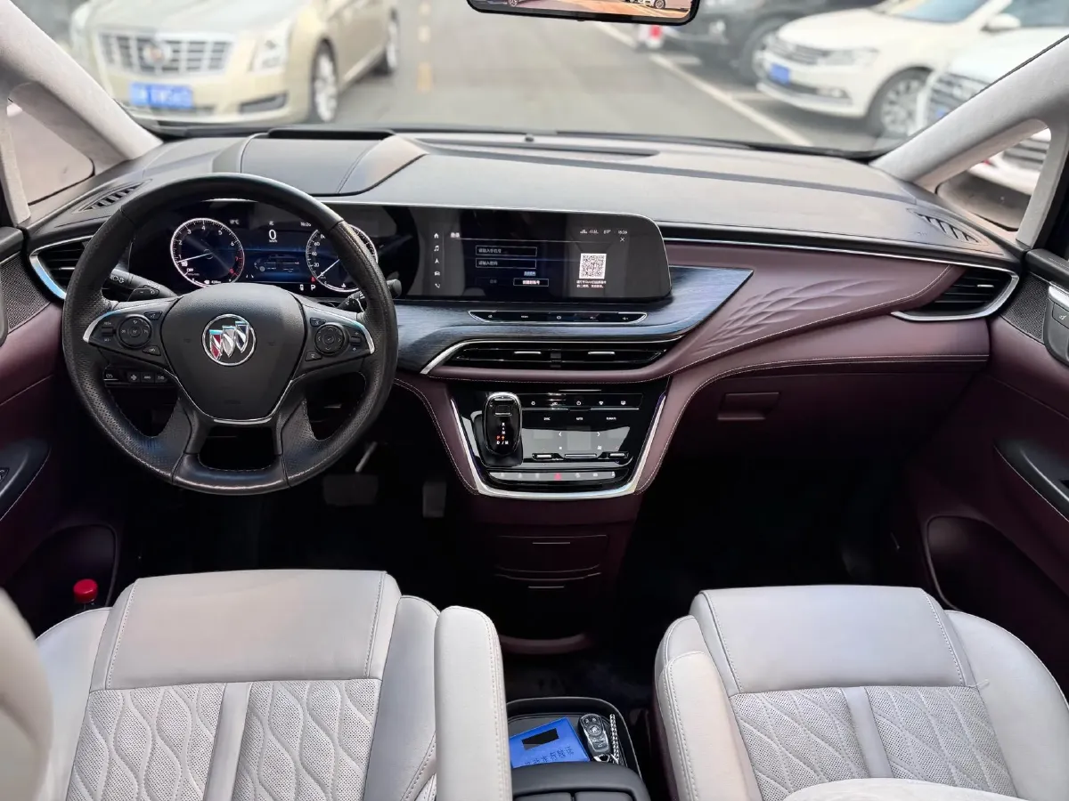 2022 Buick GL8 2.0T 237HP L4 9AT,autocango,china used car exporter,china ev exporter,chinese used car exporter,chinese used ev exporter