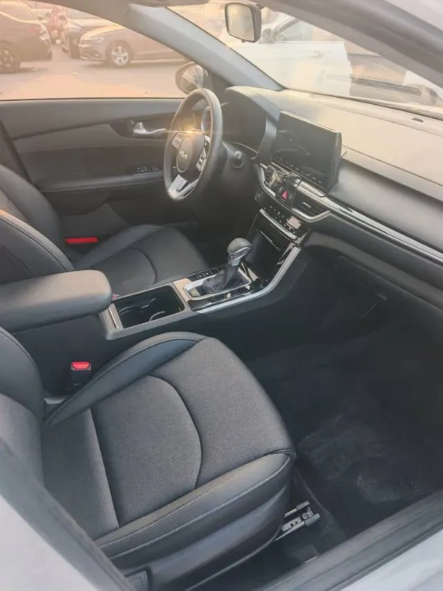 2021 Kia K3 1.5L 115HP L4 CVT,autocango,china used car exporter,china ev exporter,chinese used car exporter,chinese used ev exporter