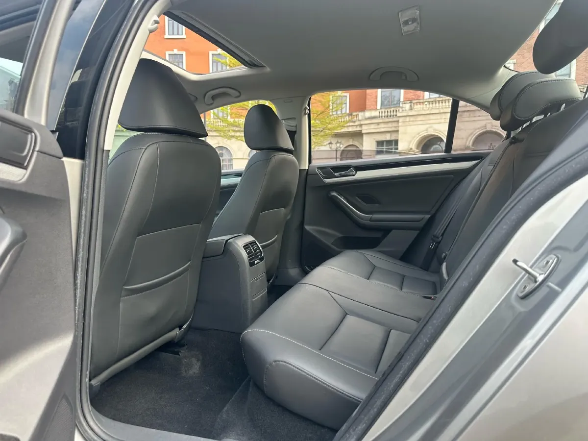 2018 Volkswagen Sagitar 1.2T 110HP L4 7DCT,autocango,china used car exporter,china ev exporter,chinese used car exporter,chinese used ev exporter