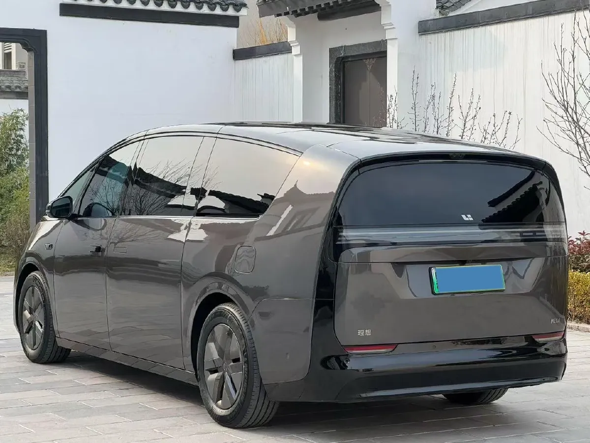 2024 Li MEGA BEV 102.7KWH,autocango,china used car exporter,china ev exporter,chinese used car exporter,chinese used ev exporter