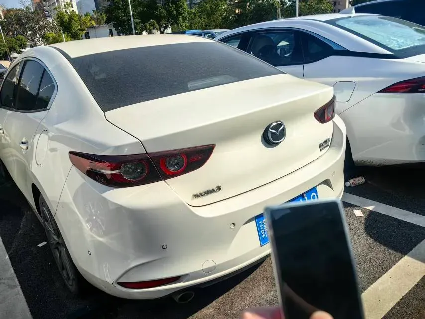 2023 Mazda 3 Axela 2.0L 158HP L4 6AT,autocango,china used car exporter,china ev exporter,chinese used car exporter,chinese used ev exporter
