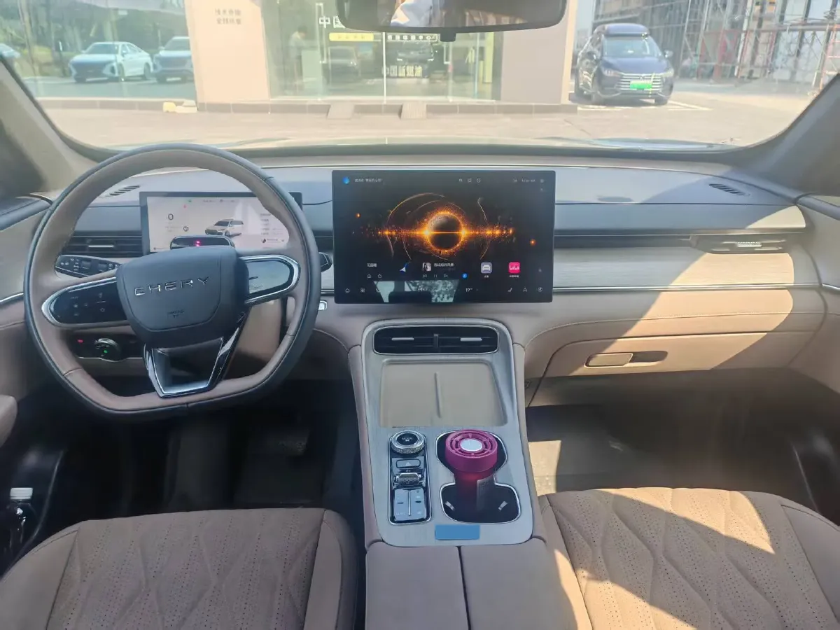 2025 Chery Tiggo 8 Plus 1.6T 197HP L4 7DCT,autocango,china used car exporter,china ev exporter,chinese used car exporter,chinese used ev exporter