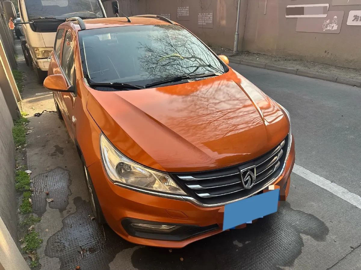 2016 BaoJun 310 1.2L 82HP L4 5MT,autocango,china used car exporter,china ev exporter,chinese used car exporter,chinese used ev exporter