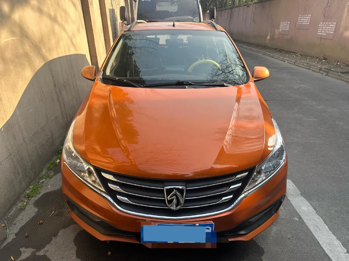 2016 BaoJun 310 1.2L 82HP L4 5MT,autocango,china used car exporter,china ev exporter,chinese used car exporter,chinese used ev exporter