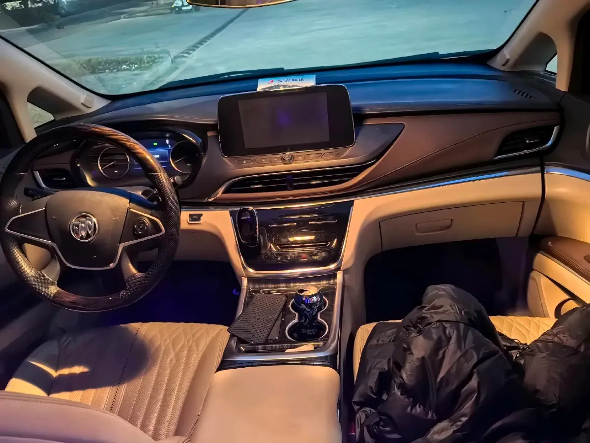 2023 Buick GL8 2.0T 237HP L4 9AT,autocango,china used car exporter,china ev exporter,chinese used car exporter,chinese used ev exporter