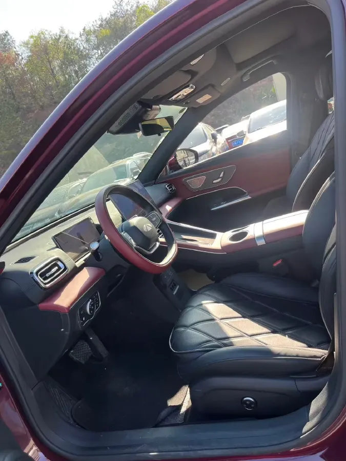 2025 Fulwin FulwinA9L 1.5T 156HP L4 1DHT PHEV,autocango,china used car exporter,china ev exporter,chinese used car exporter,chinese used ev exporter