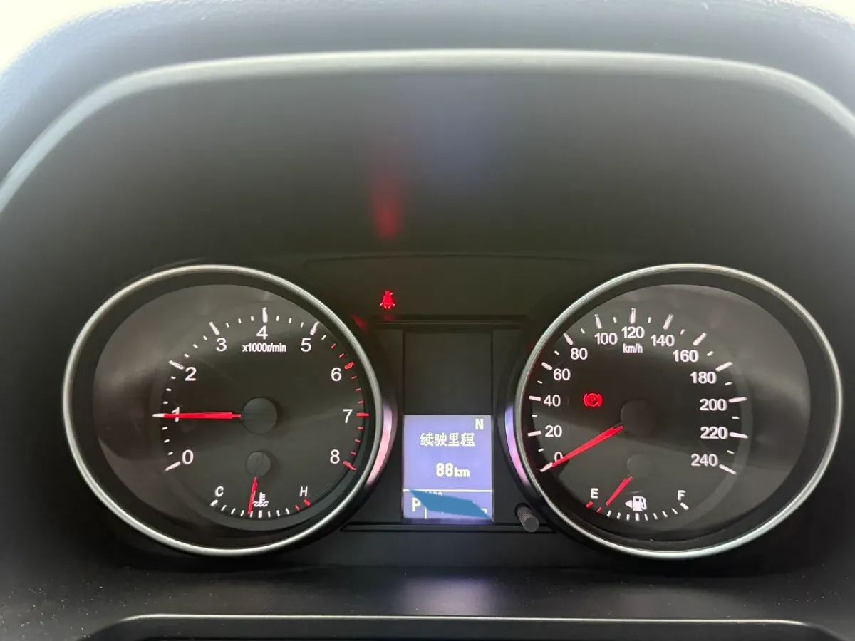 2021 Haval M6 1.5T 150HP L4 7DCT,autocango,china used car exporter,china ev exporter,chinese used car exporter,chinese used ev exporter