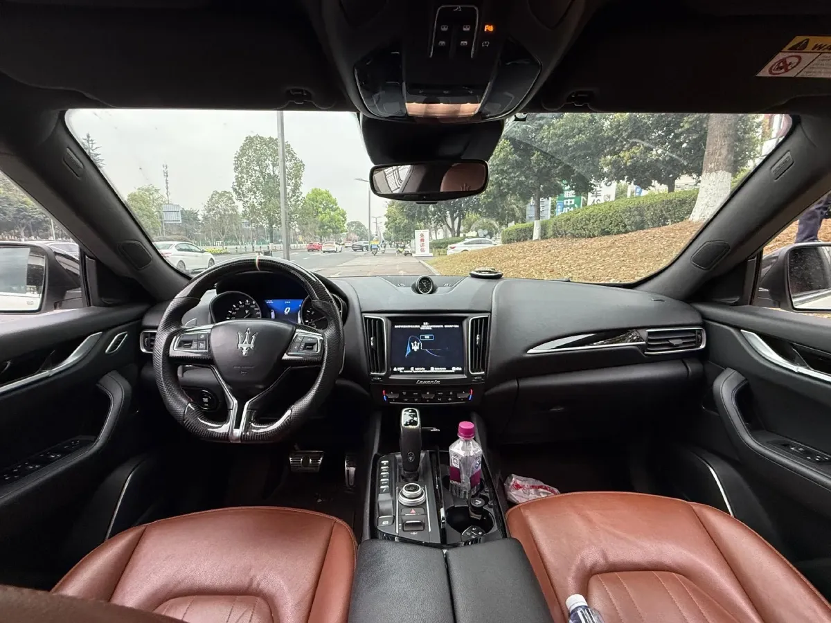 2019 Maserati Levante 3.0T 350HP V6 8AT,autocango,china used car exporter,china ev exporter,chinese used car exporter,chinese used ev exporter