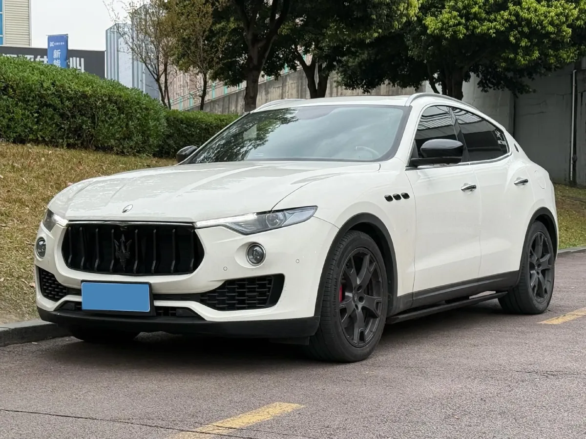 2019 Maserati Levante 3.0T 350HP V6 8AT,autocango,china used car exporter,china ev exporter,chinese used car exporter,chinese used ev exporter