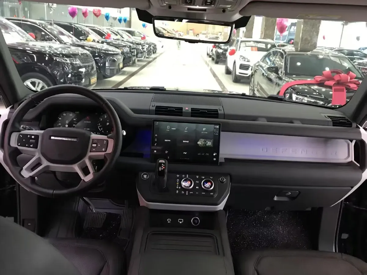 2024 Land Rover Defender 3.0T 400HP L6 8AT,autocango,china used car exporter,china ev exporter,chinese used car exporter,chinese used ev exporter