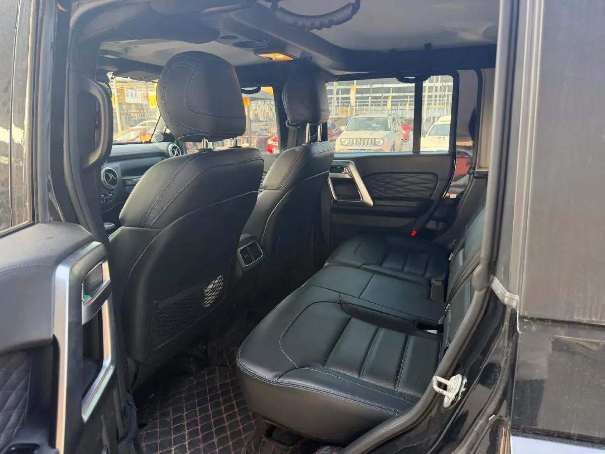 2020 Beijing BJ40 2.0T 224HP L4 8AT,autocango,china used car exporter,china ev exporter,chinese used car exporter,chinese used ev exporter