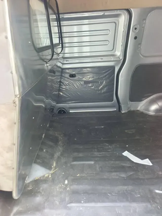 2022 WuLing RongGuang S 1.2L 76HP L4 5MT,autocango,china used car exporter,china ev exporter,chinese used car exporter,chinese used ev exporter