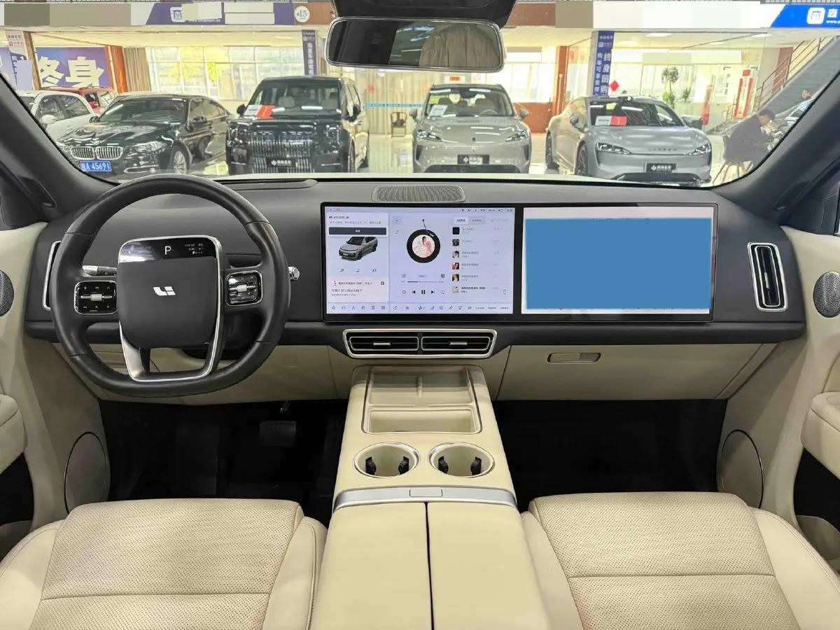 2023 Li L8 Range Extended 154HP REEV 40.9KWH,autocango,china used car exporter,china ev exporter,chinese used car exporter,chinese used ev exporter