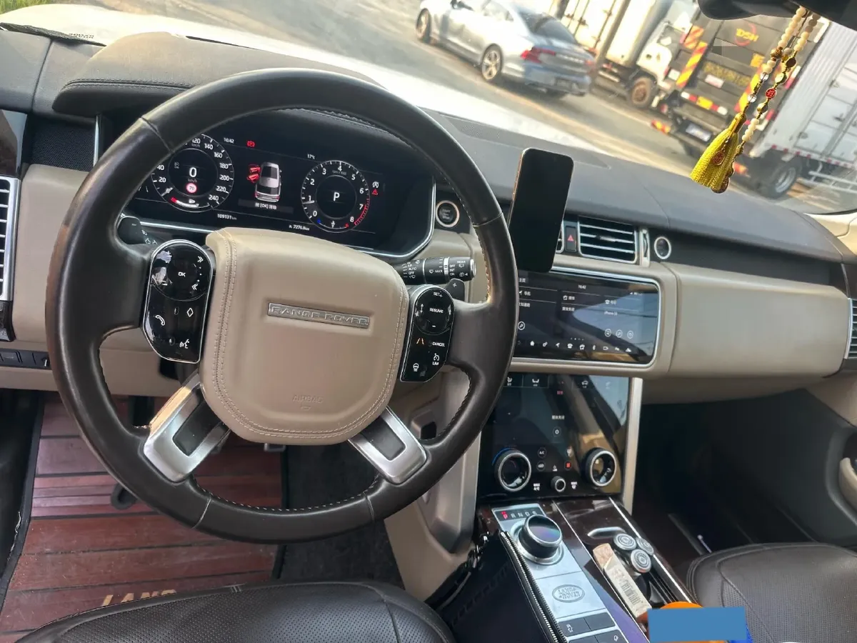 2020 Land Rover Range Rover 3.0T 400HP L6 8AT,autocango,china used car exporter,china ev exporter,chinese used car exporter,chinese used ev exporter