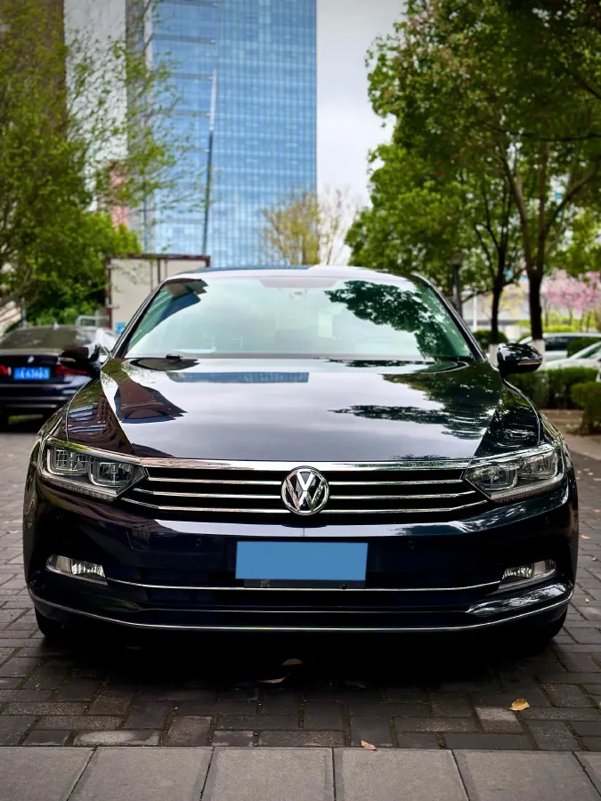 2019 Chevrolet Malibu XL 2.0T 241HP L4 9AT,autocango,china used car exporter,china ev exporter,chinese used car exporter,chinese used ev exporter