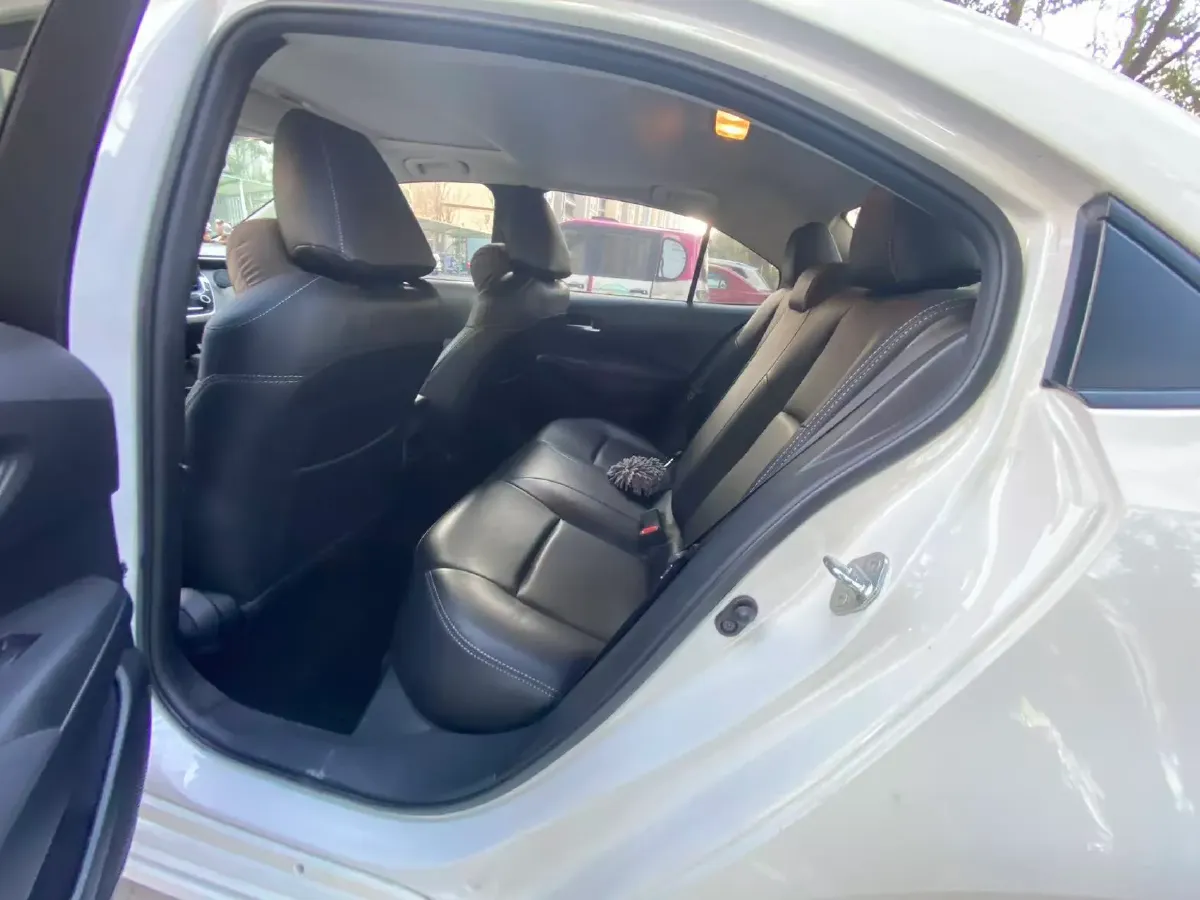 2021 Toyota Corolla 1.2T 116HP L4 CVT,autocango,china used car exporter,china ev exporter,chinese used car exporter,chinese used ev exporter