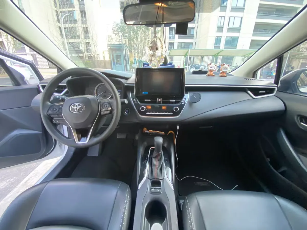 2021 Toyota Corolla 1.2T 116HP L4 CVT,autocango,china used car exporter,china ev exporter,chinese used car exporter,chinese used ev exporter