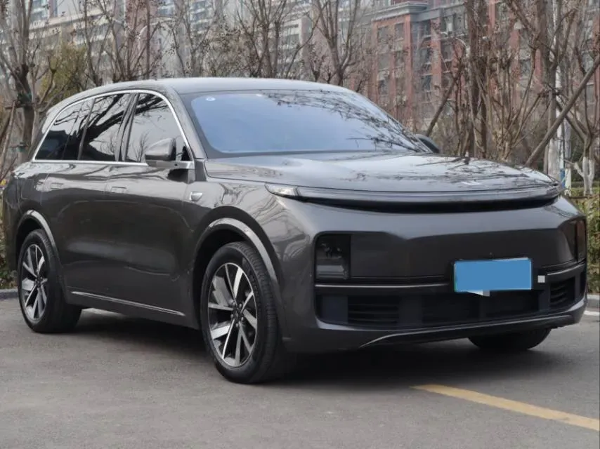 2023 Li L8 Range Extended 154HP REEV 40.9KWH,autocango,china used car exporter,china ev exporter,chinese used car exporter,chinese used ev exporter