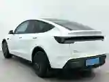 2025 Tesla Model Y BEV 62.5KWH