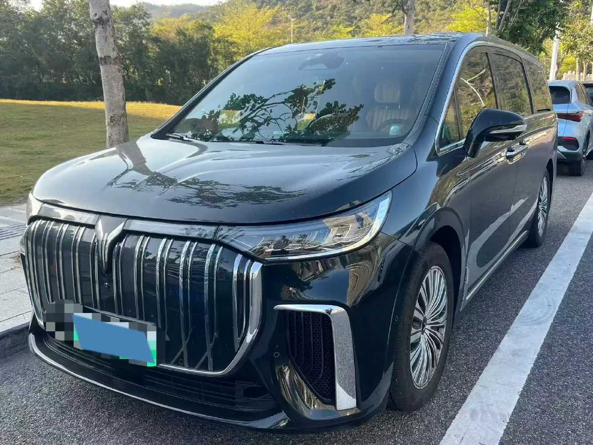 2022 Voyah Dream BEV 82KWH,autocango,china used car exporter,china ev exporter,chinese used car exporter,chinese used ev exporter