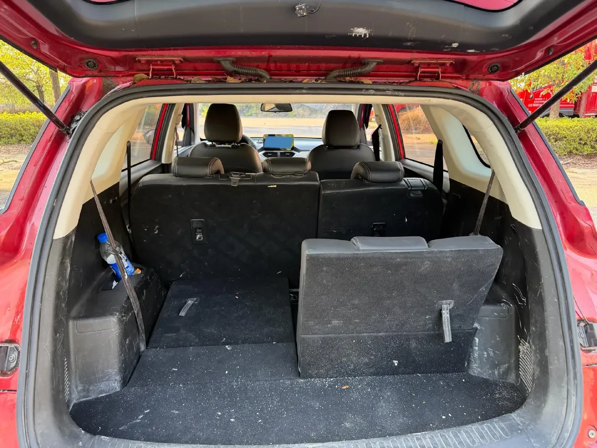 2019 BaoJun 530 1.5T 151HP L4 CVT,autocango,china used car exporter,china ev exporter,chinese used car exporter,chinese used ev exporter