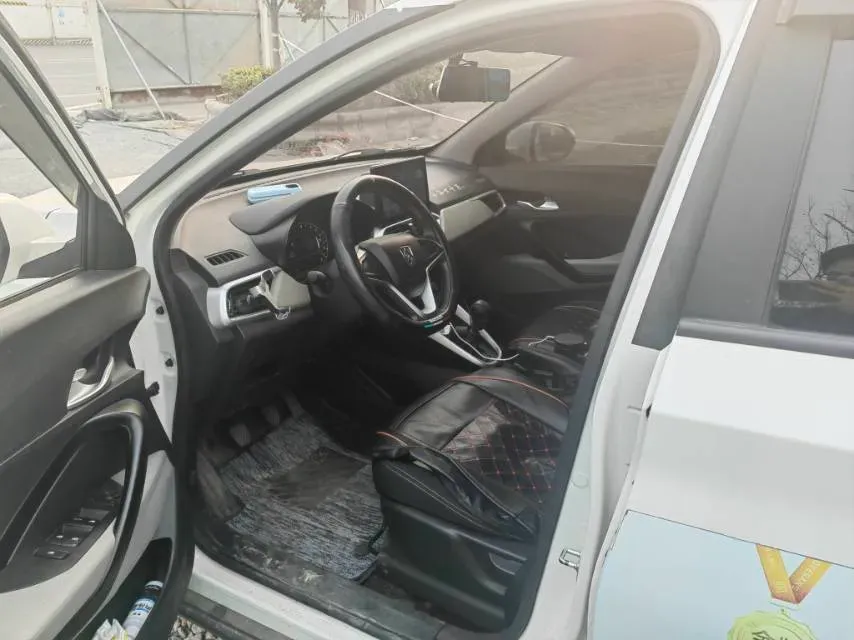 2019 BaoJun 510 1.5L 112HP L4 6MT,autocango,china used car exporter,china ev exporter,chinese used car exporter,chinese used ev exporter