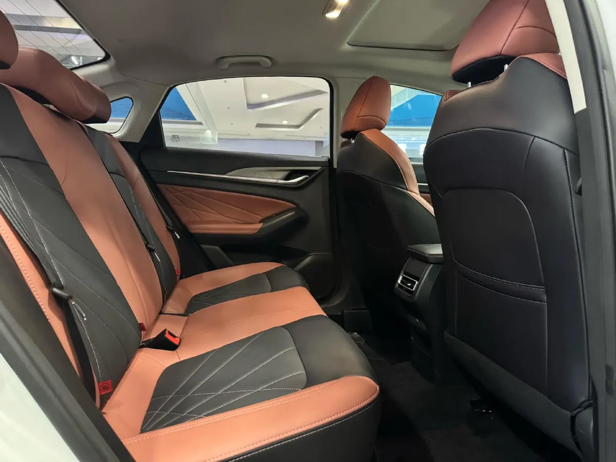 2023 ChangAn Eado 1.4T 160HP L4 7DCT,autocango,china used car exporter,china ev exporter,chinese used car exporter,chinese used ev exporter