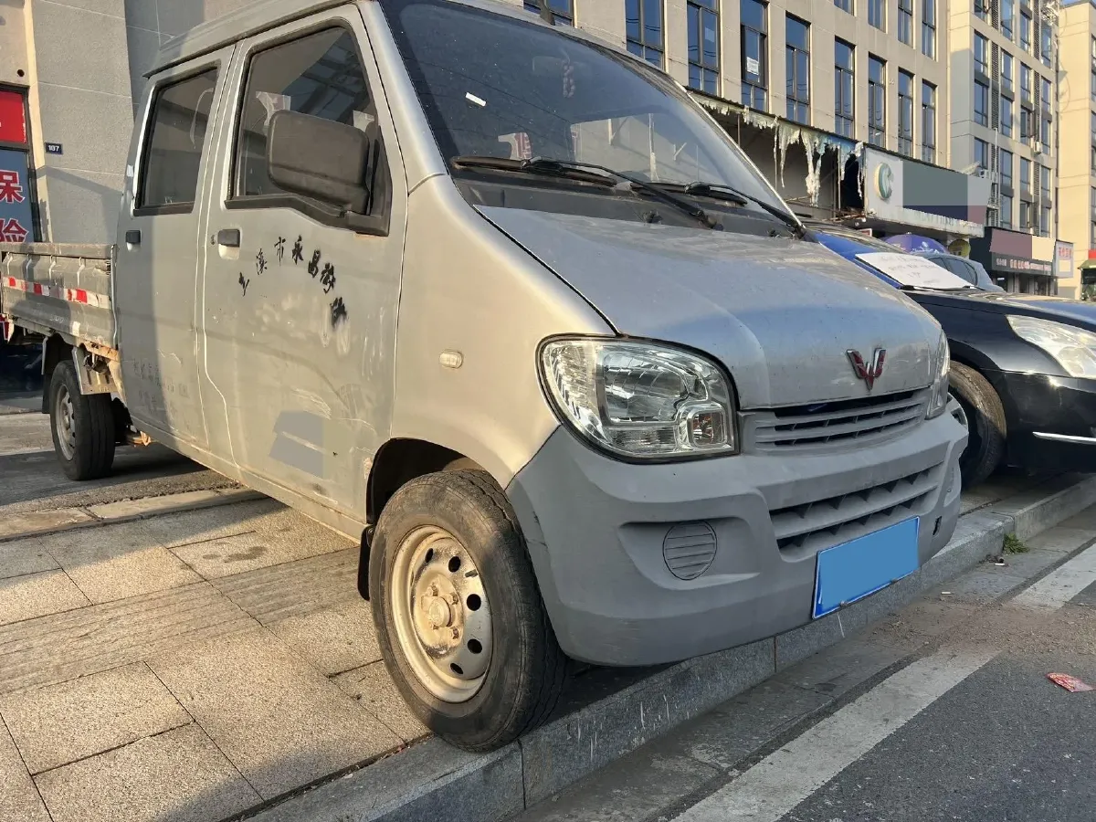 2020 WuLing ZhiGuang Mini Truck 1.2L 76HP L4 5MT,autocango,china used car exporter,china ev exporter,chinese used car exporter,chinese used ev exporter