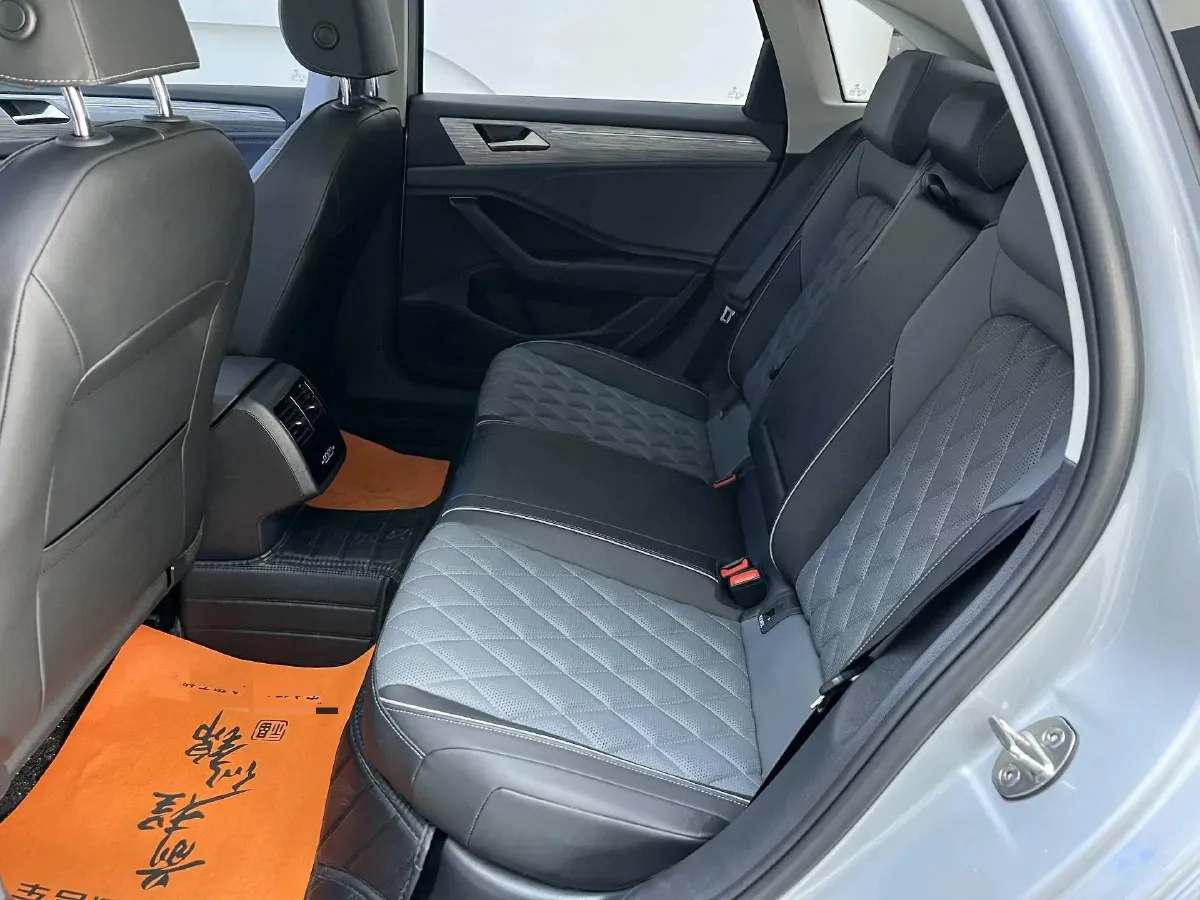 2025 Volkswagen Sagitar 1.5T 160HP L4 7DCT,autocango,china used car exporter,china ev exporter,chinese used car exporter,chinese used ev exporter