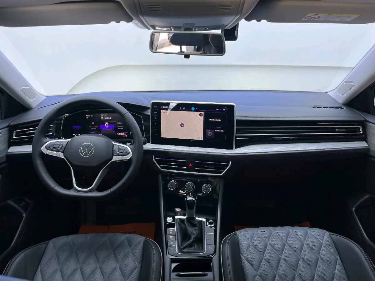 2025 Volkswagen Sagitar 1.5T 160HP L4 7DCT,autocango,china used car exporter,china ev exporter,chinese used car exporter,chinese used ev exporter