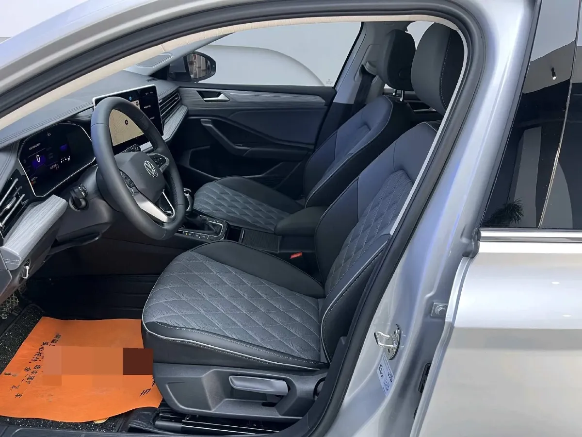 2025 Volkswagen Sagitar 1.5T 160HP L4 7DCT,autocango,china used car exporter,china ev exporter,chinese used car exporter,chinese used ev exporter