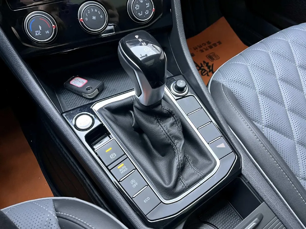 2025 Volkswagen Sagitar 1.5T 160HP L4 7DCT,autocango,china used car exporter,china ev exporter,chinese used car exporter,chinese used ev exporter