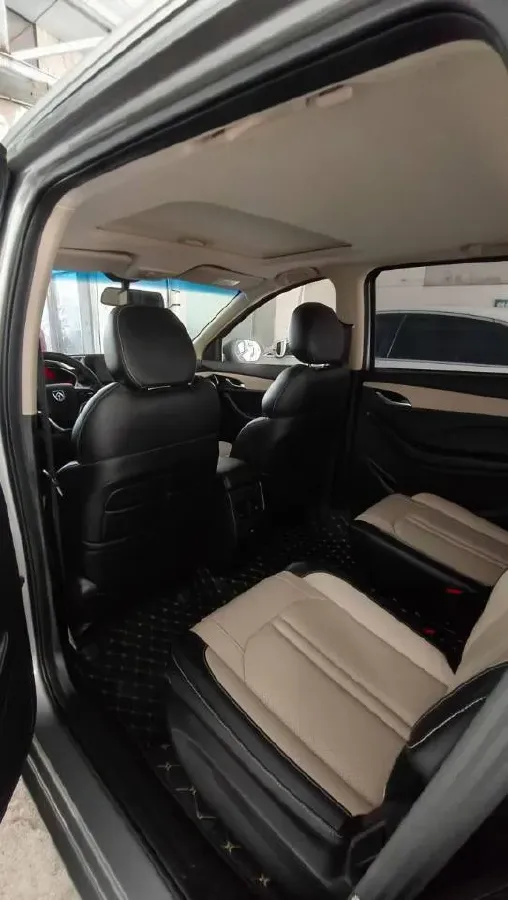 2018 BaoJun 530 1.5T 150HP L4 6MT,autocango,china used car exporter,china ev exporter,chinese used car exporter,chinese used ev exporter