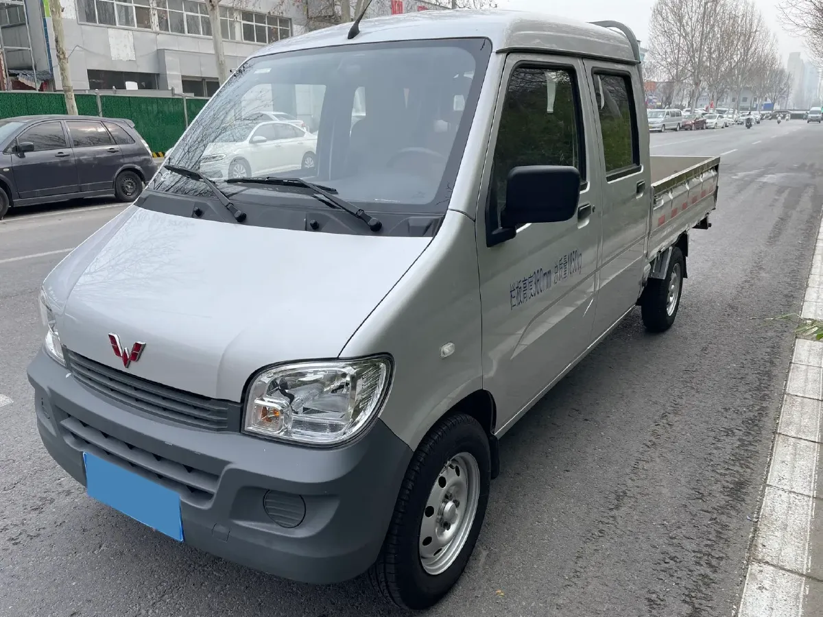 2023 WuLing ZhiGuang Mini Truck 1.5L 102HP L4 5MT,autocango,china used car exporter,china ev exporter,chinese used car exporter,chinese used ev exporter