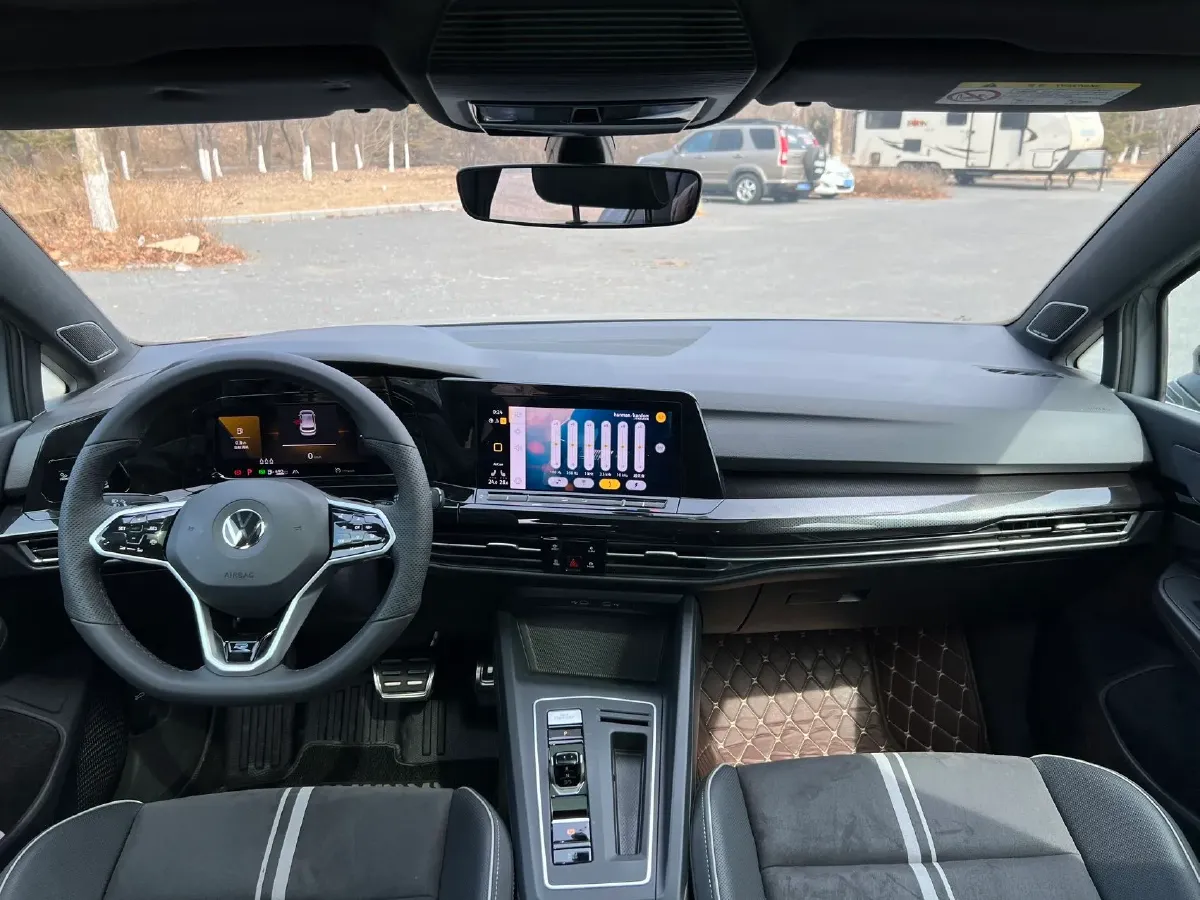 2023 Volkswagen Golf 1.4T 150HP L4 7DCT,autocango,china used car exporter,china ev exporter,chinese used car exporter,chinese used ev exporter