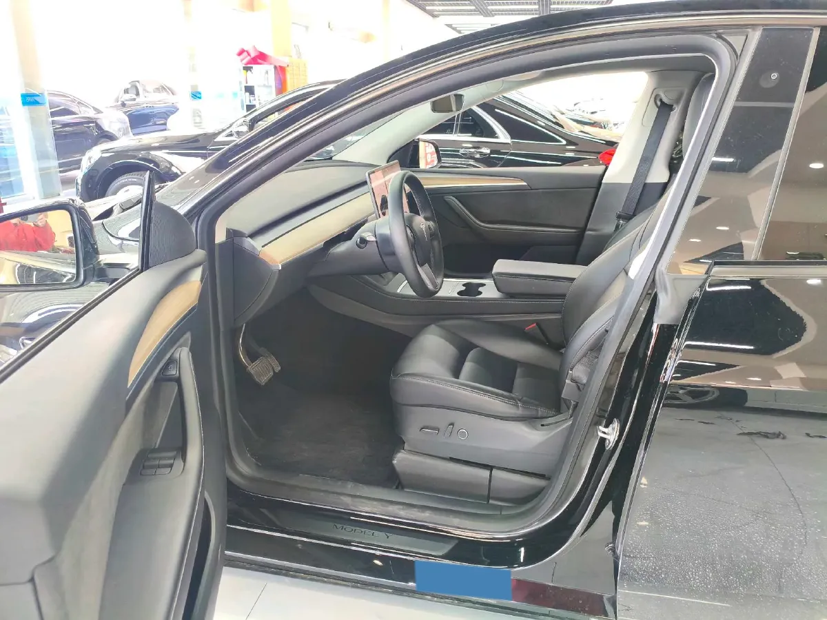 2022 Tesla Model Y BEV 60KWH,autocango,china used car exporter,china ev exporter,chinese used car exporter,chinese used ev exporter