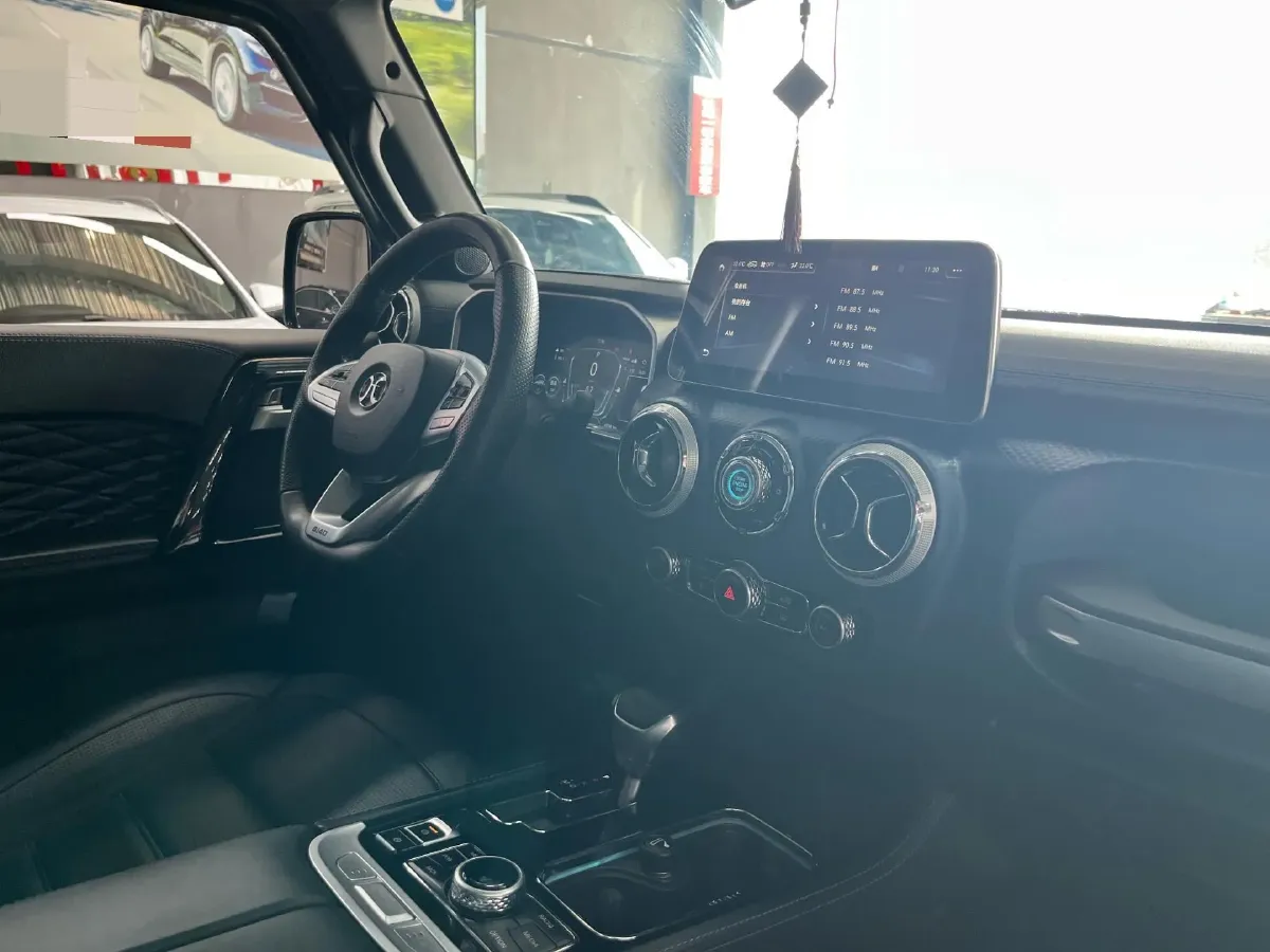 2019 Beijing BJ40 2.3T 231HP L4 6AT,autocango,china used car exporter,china ev exporter,chinese used car exporter,chinese used ev exporter