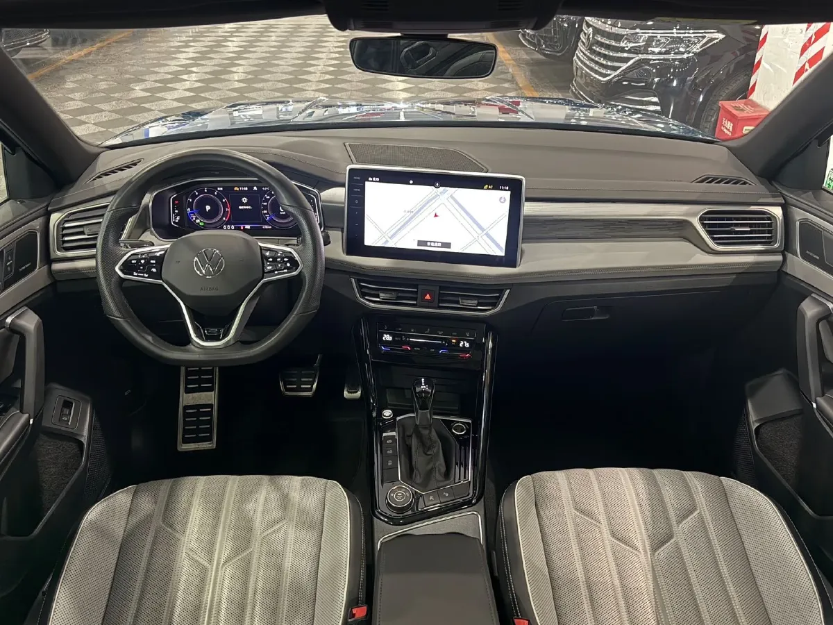 2023 Volkswagen Tayron 2.0T 220HP L4 7DCT,autocango,china used car exporter,china ev exporter,chinese used car exporter,chinese used ev exporter