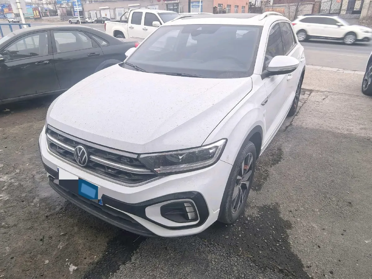2023 Volkswagen T-Roc 1.5T 160HP L4 7DCT,autocango,china used car exporter,china ev exporter,chinese used car exporter,chinese used ev exporter