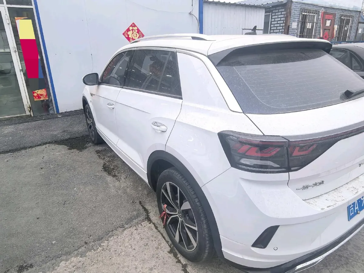 2023 Volkswagen T-Roc 1.5T 160HP L4 7DCT,autocango,china used car exporter,china ev exporter,chinese used car exporter,chinese used ev exporter