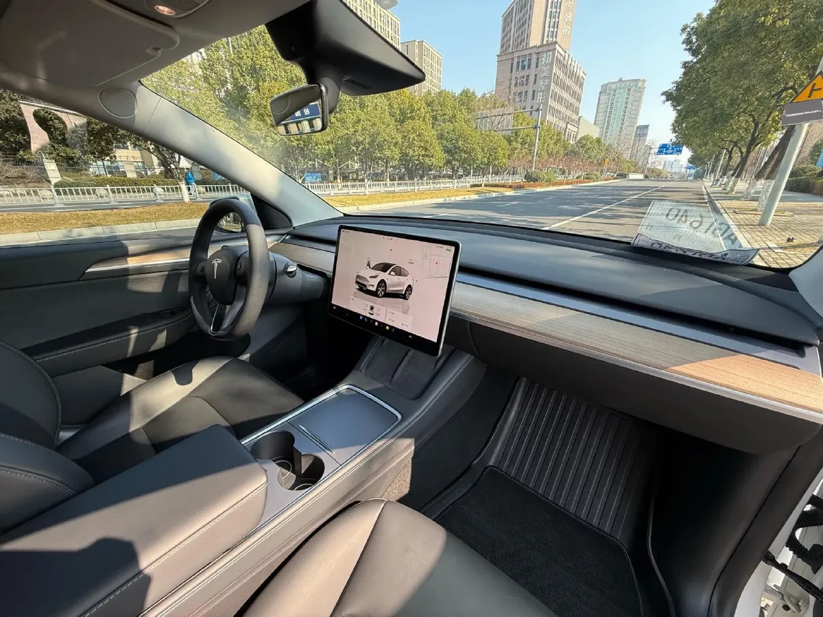 2022 Tesla Model Y BEV 60KWH,autocango,china used car exporter,china ev exporter,chinese used car exporter,chinese used ev exporter